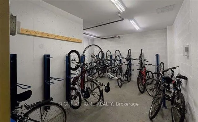 Additional image 39 of 3130 Yonge St Unit Ph1