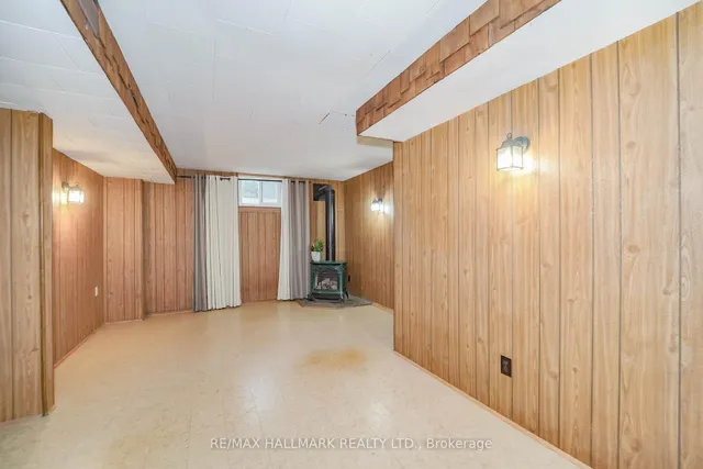 Additional image 31 of 4 Sherwood Ave