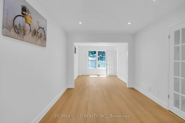 Additional image 9 of 78 Candy Cres