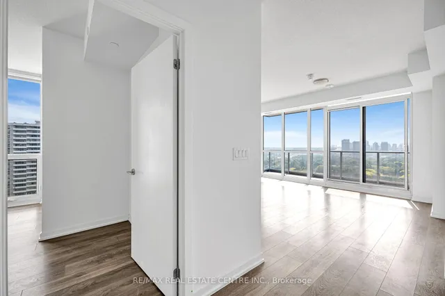 Additional image 14 of 36 Forest Manor Rd Unit 805