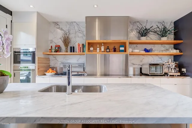 Additional image 16 of 215 Christie St