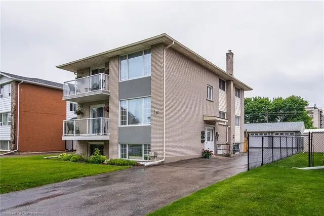 Additional image 4 of 82 Carnaby Cres