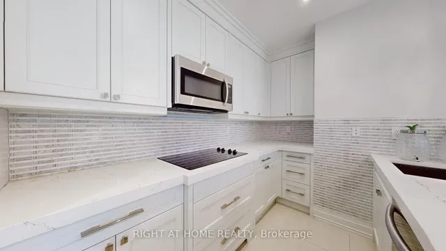 Additional image 44 of 63 Elmwood Ave