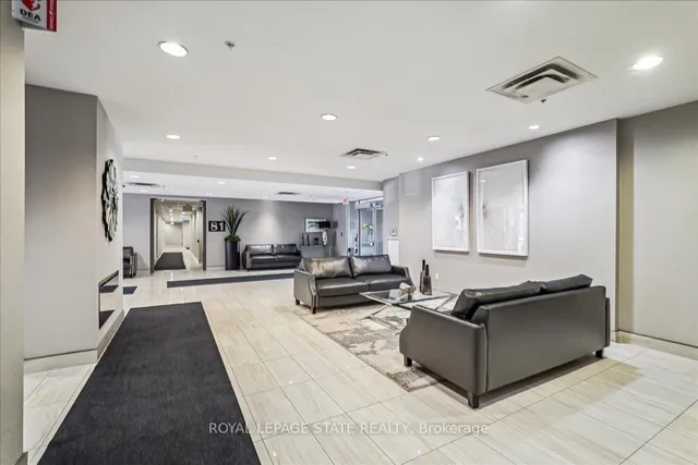 Additional image 6 of 81 Robinson St Unit 809