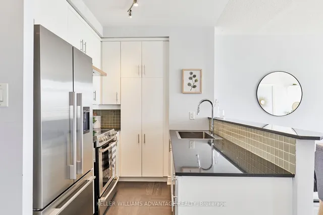 Additional image 13 of 2495 Dundas St Unit 716