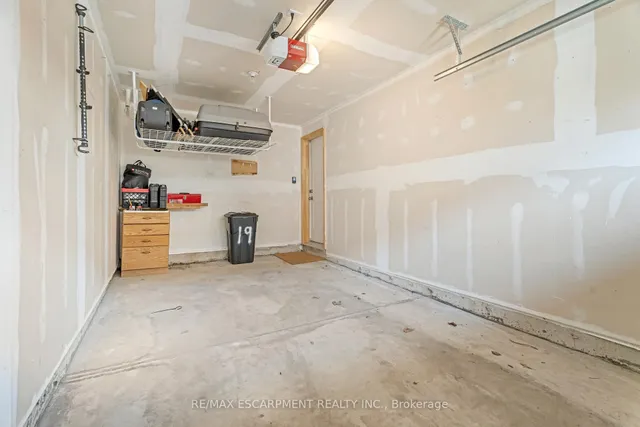 Additional image 28 of 122 DUNDAS St Unit 19