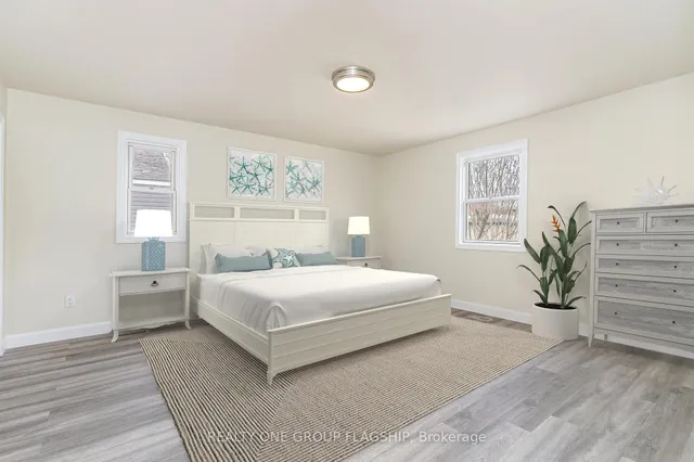 Additional image 21 of 80 Glennie Ave