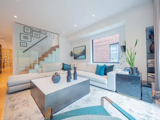 Additional image 18 of 12 Thorncliffe Ave