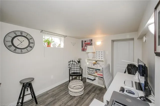 Additional image 41 of 143 Tuxedo Ave