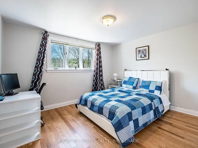 Additional image 27 of 774 Old Dundas Rd