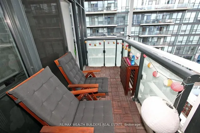 Additional image 15 of 400 Adelaide St Unit 2322