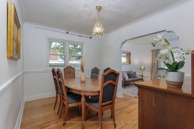 Additional image 9 of 8 Monkton Ave