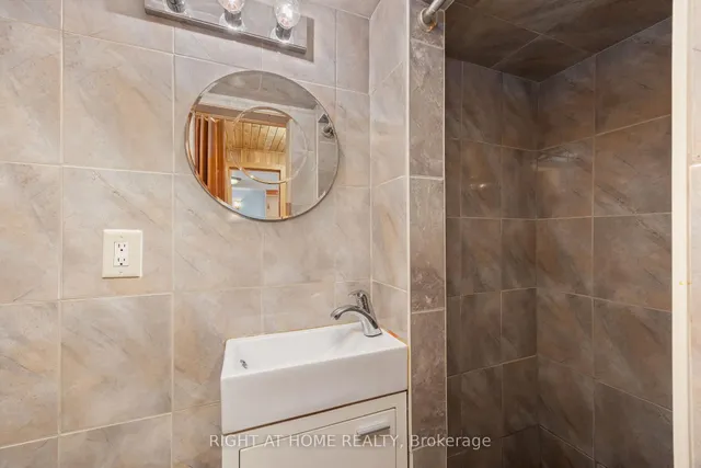 Additional image 27 of 30 Hawthorne Rd