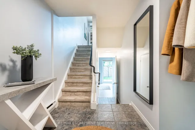 Additional image 5 of 1967 Main St Unit 17