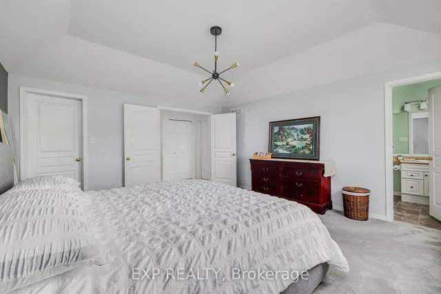 Additional image 15 of 453 Beaumont Cres