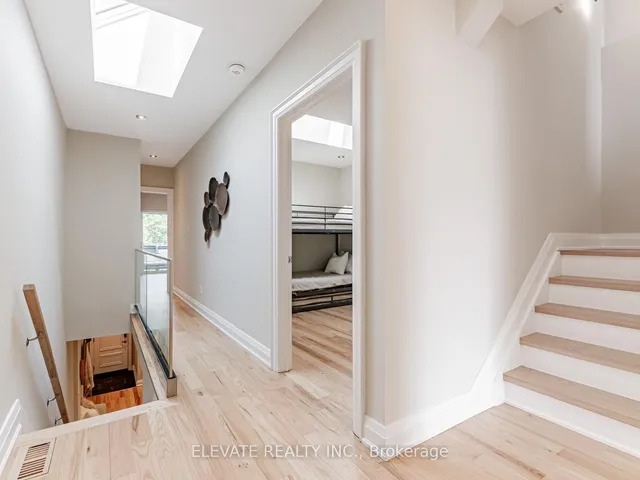 Additional image 25 of 448 Montrose Ave