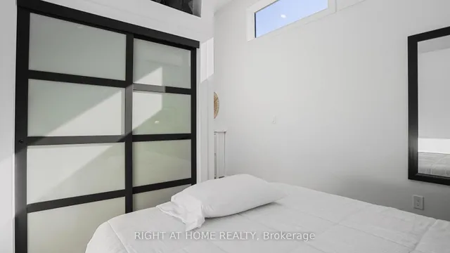 Additional image 24 of 45 Bond St