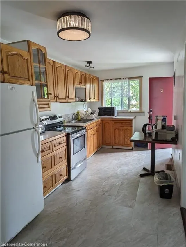 Additional image 15 of 108 Marlborough Ave