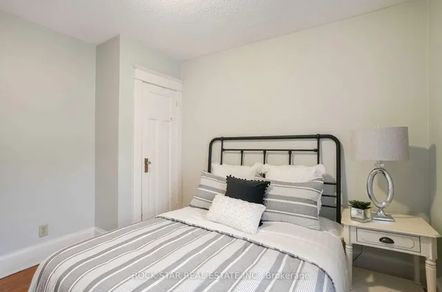 Additional image 8 of 115 Balsam Ave