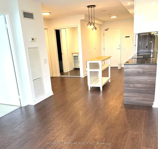 Additional image 7 of 121 Mcmahon Dr Unit 907