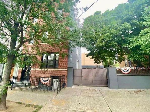453 Fairview Ave, Flushing, NY 11385