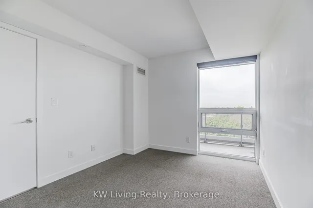 Additional image 21 of 160 Flemington Rd Unit 815