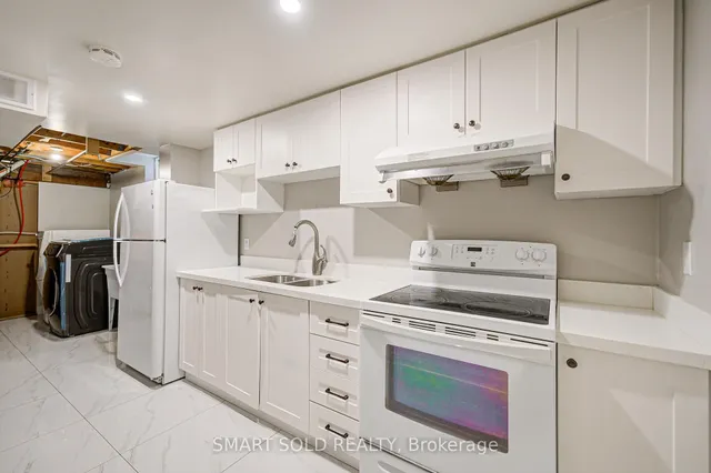 Additional image 43 of 79 Radwell Cres