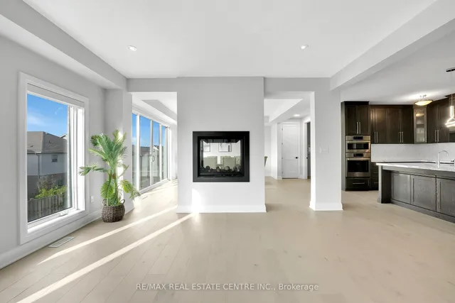 Additional image 6 of 554 Bridgemill Cres