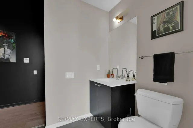 Additional image 8 of 103 The Queensway N/A Unit 1414