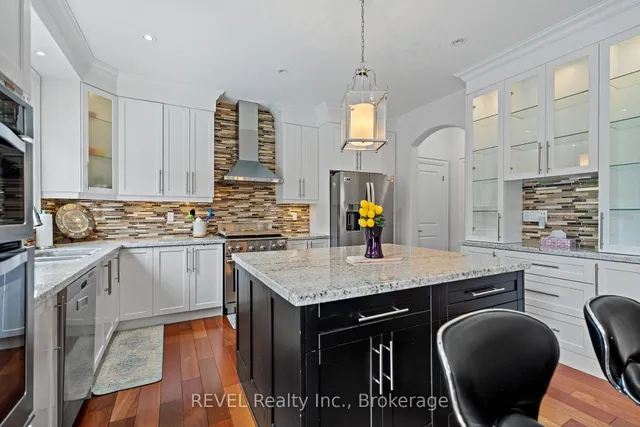 Additional image 14 of 401 Schreyer Cres