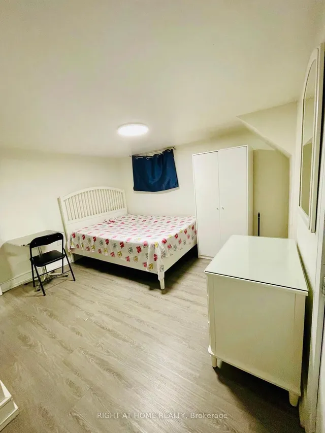 Additional image 32 of 174 Aylesworth Ave