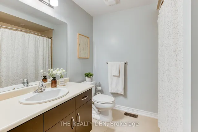 Additional image 28 of 64 Condor St