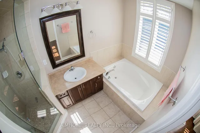 Additional image 15 of 4198 Fuller Cres