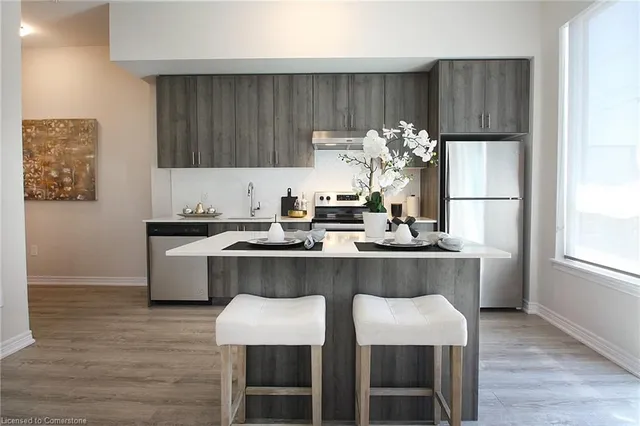 Additional image 25 of 121 #8 Hwy Unit 106