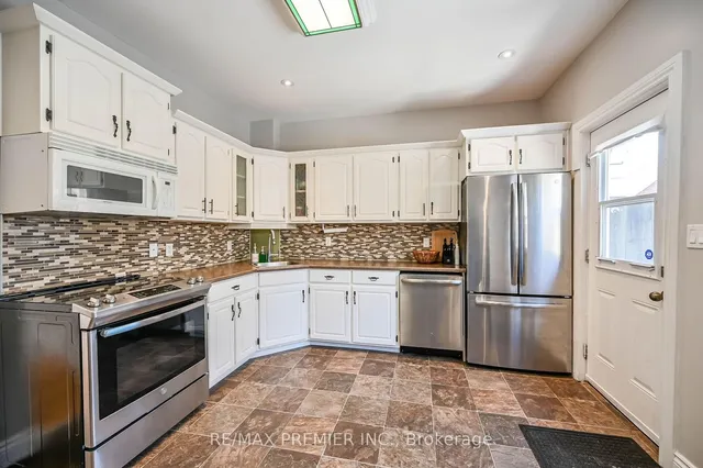 Additional image 13 of 53 DOUGLAS Ave