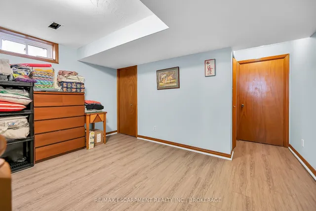 Additional image 36 of 43 Everest St