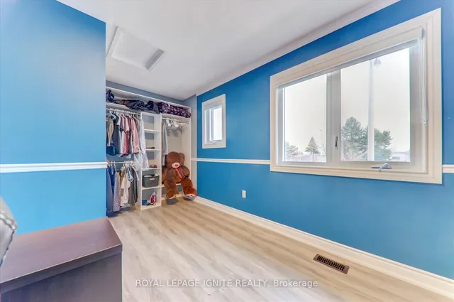 Additional image 16 of 9518 Sheppard Ave