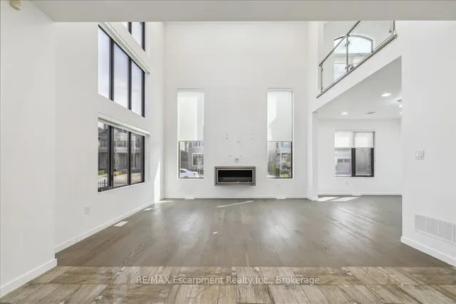 Additional image 16 of 39 Sunrow Gate