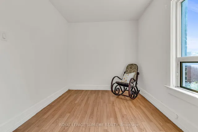 Additional image 13 of 191 Emerson Ave