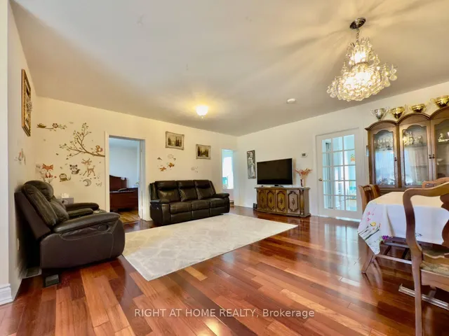 Additional image 6 of 25 Burlingame Rd