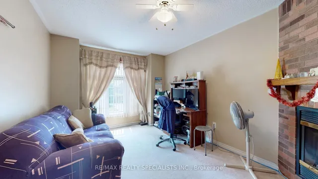 Additional image 37 of 122 Pressed Brick Dr