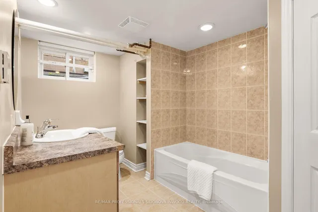 Additional image 34 of 42 Coe Hill Dr