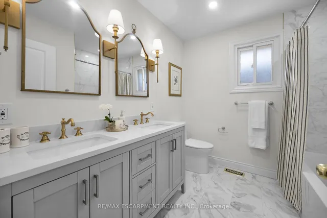 Additional image 29 of 567 QUEEN VICTORIA Dr