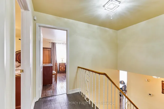 Additional image 22 of 40 Farmview Cres