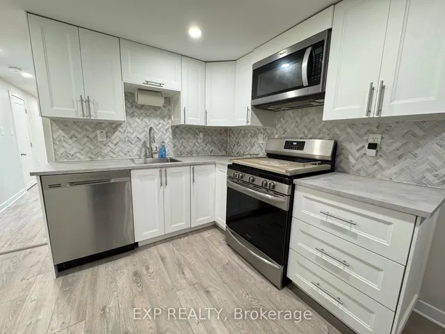 Additional image 28 of 250 West 31st St