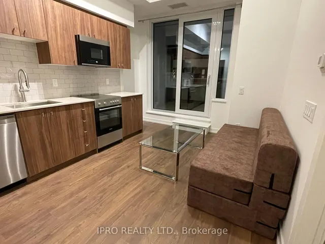 Additional image 20 of 15 Wellington St Unit 211