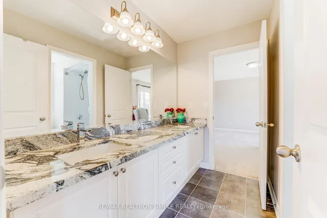 Additional image 10 of 574 North Park Blvd