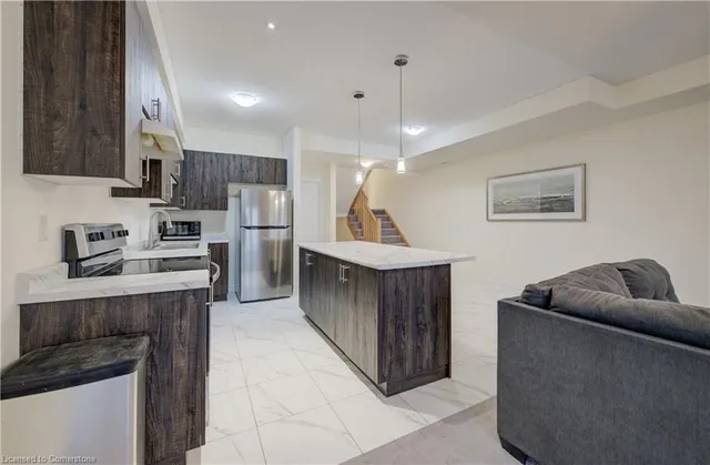 Additional image 16 of 403 Westwood Dr Unit 49