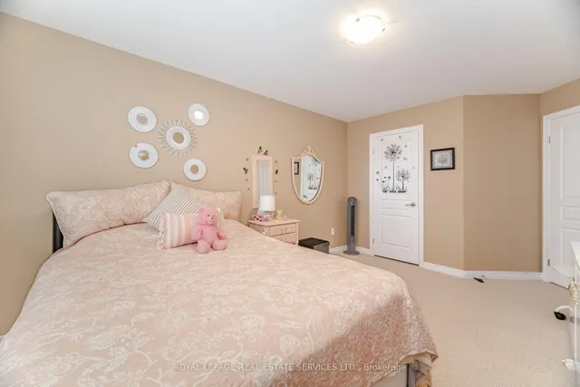 Additional image 30 of 54 Oakhaven Pl