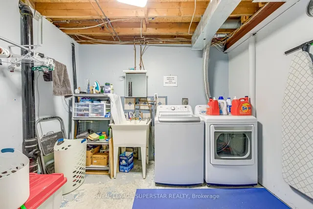 Additional image 30 of 1809 Upper Wentworth St Unit 17